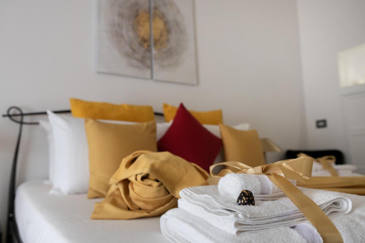 Barcaccia Luxury Suites โรม ภายนอก รูปภาพ