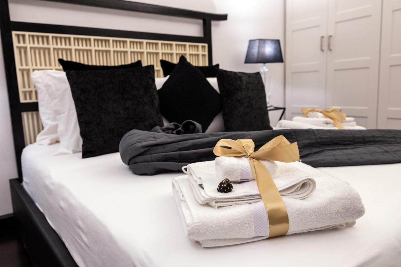 Barcaccia Luxury Suites โรม ภายนอก รูปภาพ